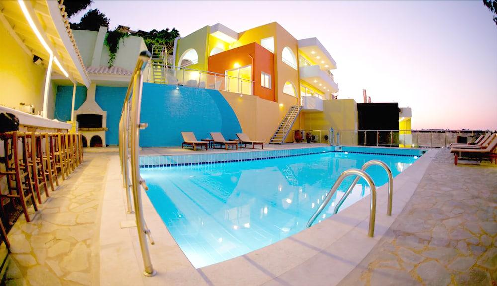 Sunday Life Aparthotel Agia Pelagia  Exterior photo